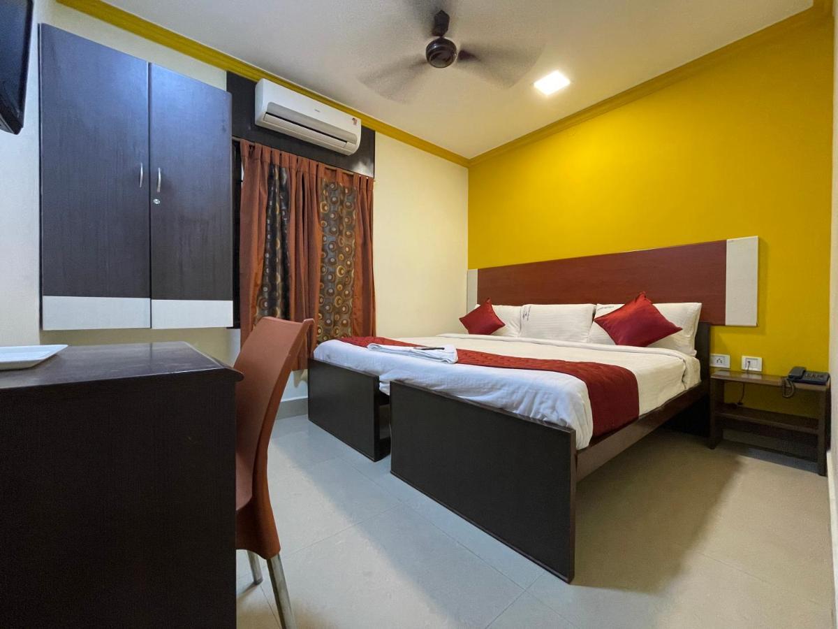 Skyry Hotels Adyar Chennai Extérieur photo